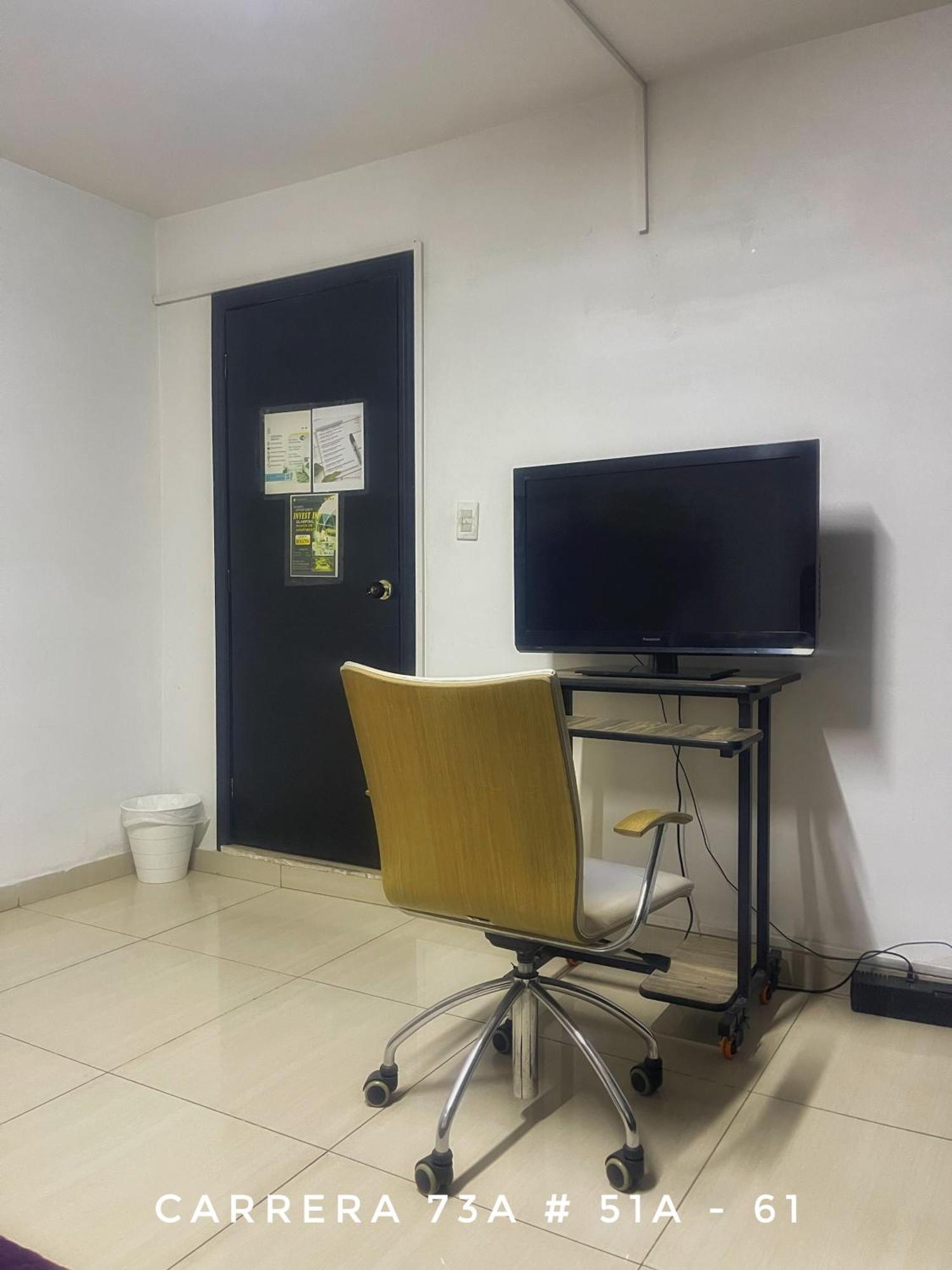 Homestay A 5 Minutos Del Aeropuerto El Dorado *